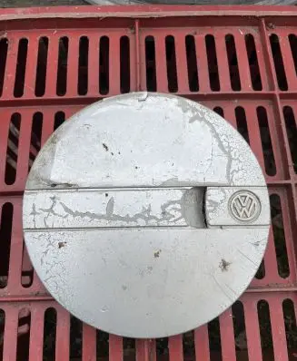 Volkswagen Golf III Original wheel cap 191601149D