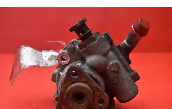 BMW X3 E83 Power steering pump 7692974546