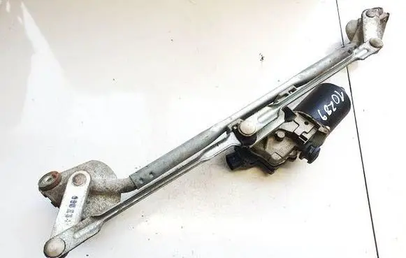 Toyota Avensis T250 Front wiper linkage and motor 8511005060