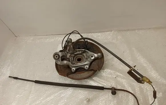 Mercedes-Benz C W204 Rear wheel hub