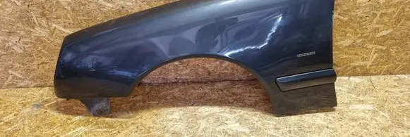 Mercedes-Benz E W210 Fender