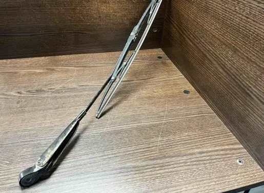 Nissan Primastar Rear wiper blade arm 8200233724 93850805