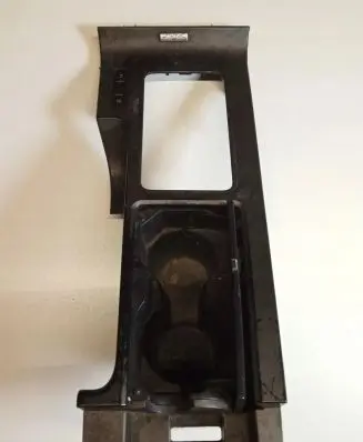 Ford Mustang V Center console