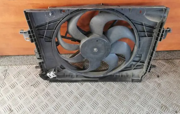 Renault Captur Electric radiator cooling fan 214816812R