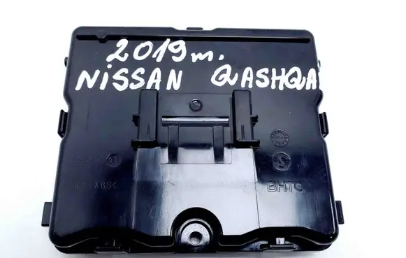 Nissan Qashqai Other devices 5HB01462901 27760HV71B
