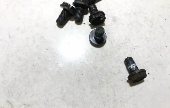 Audi 80 90 S2 B4 Nuts/bolts 