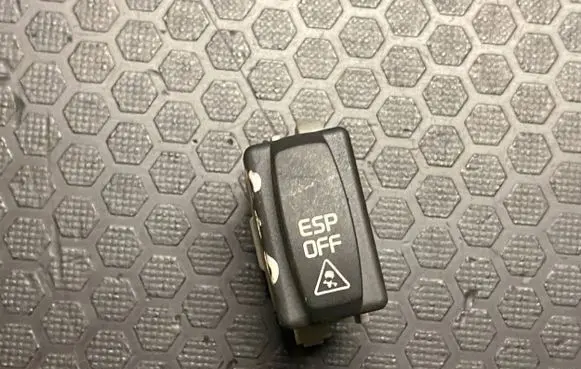 ESP (stability program) switch