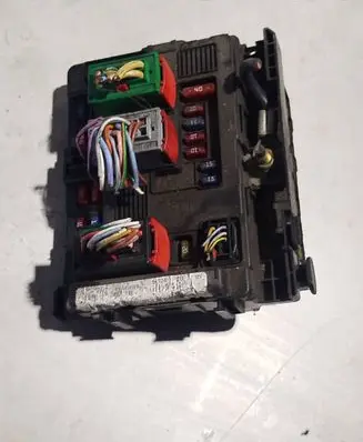 Peugeot 307 Fuse module 964349880