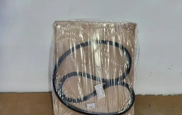 Skoda Kamiq Front door rubber seal 658867365