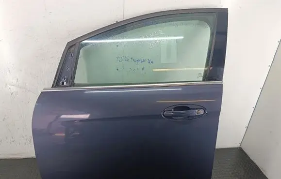 Ford C-MAX II Front door 
