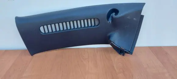Ford Mondeo MK II Parcel shelf load cover mount bracket 93BBN280C47