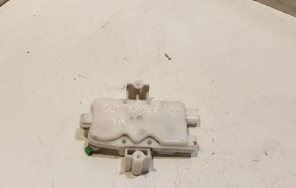Mitsubishi Outlander Tailgate boot lock/latch motor MN127002