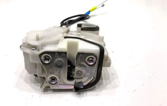 Mitsubishi ASX Rear door lock 