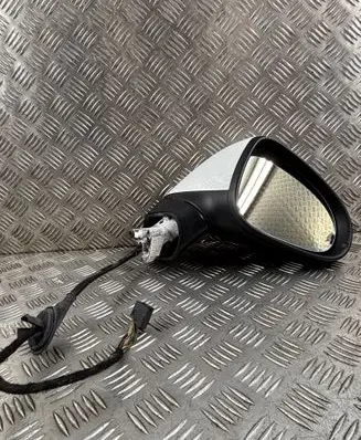 Volkswagen Touareg II Front door electric wing mirror 7P6857502EA