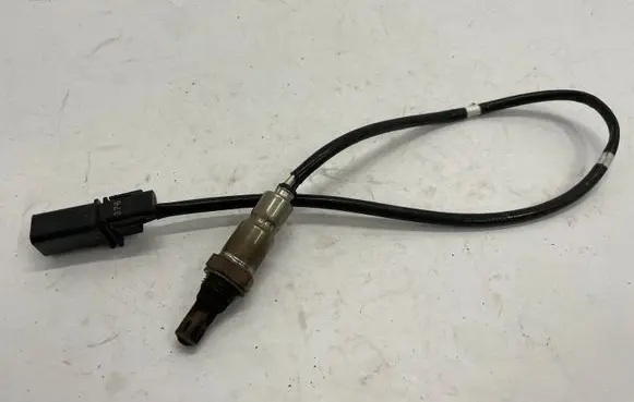 Volkswagen Golf VII Lambda probe sensor 04L906262A