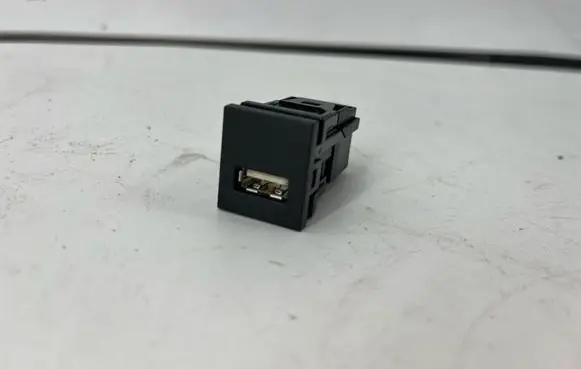 Toyota Yaris XP210 USB socket connector 