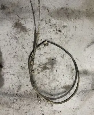 Mitsubishi Pajero Handbrake/parking brake wiring cable 
