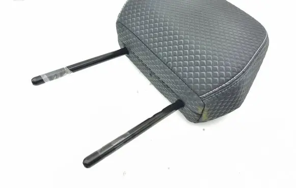 Opel Frontera Front seat headrest