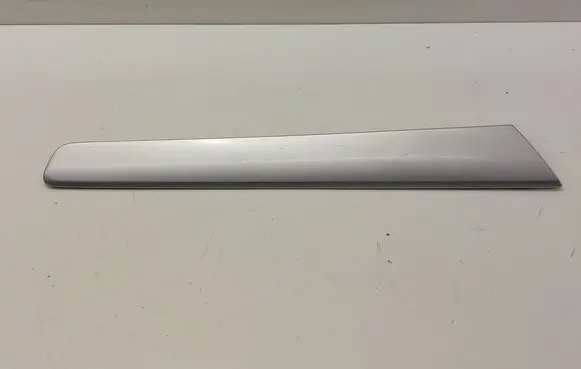 Volkswagen Jetta VI Front door trim bar 5C6867440A