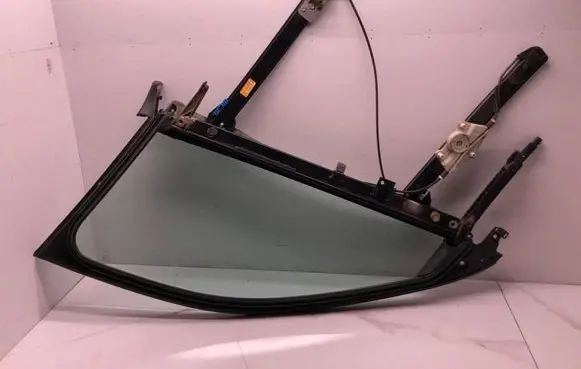 Audi A4 S4 B7 8E 8H Front window lifting mechanism without motor 8E0837462