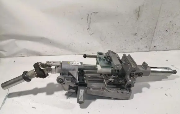 Mercedes-Benz C W204 Steering wheel axle A2044602316 A2044600425 PP204462206
