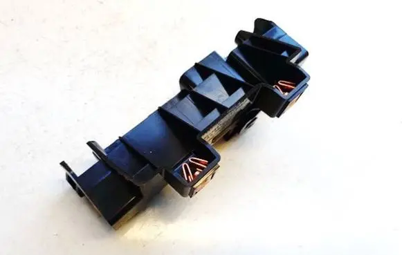 Tesla Model Y Other exterior part 110165200b 1101652-00-b