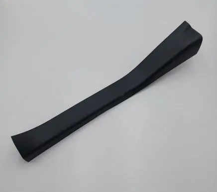 Nissan Leaf II (ZE1) Rear sill trim cover 769B63NLOA