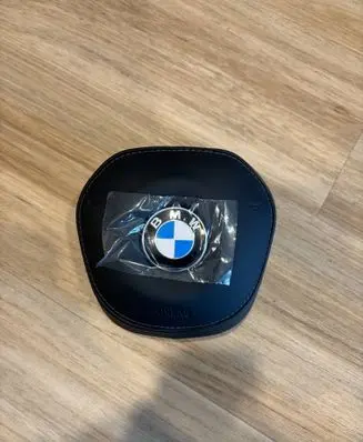 BMW 7 G70 Steering wheel airbag 5A244E5