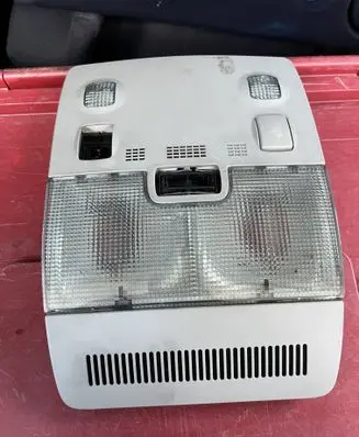Audi A4 S4 B6 8E 8H Front seat light 16781020 8E0947135A