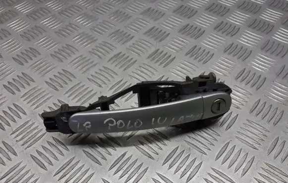 Volkswagen Polo Front door interior handle