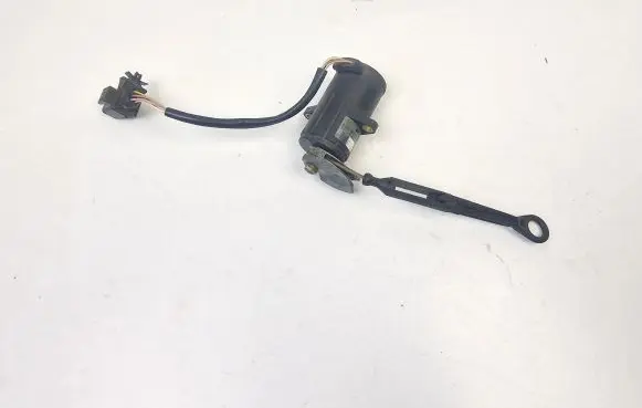 Audi A8 S8 D2 4D Accelerator pedal position sensor 028907475B