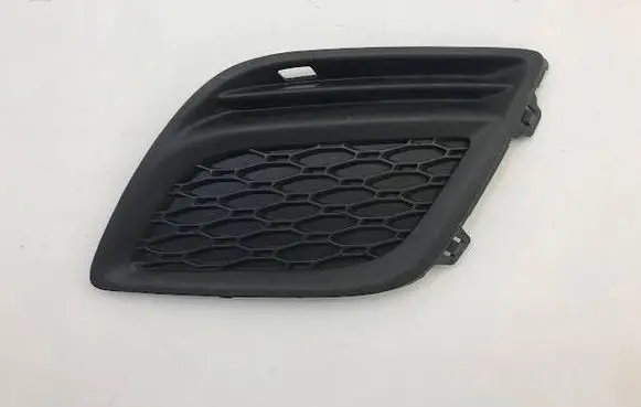 Volvo XC60 Front bumper lower grill 31290657