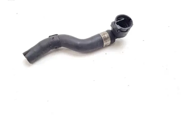 Mercedes-Benz CLS C257 Engine coolant pipe/hose A2135011901