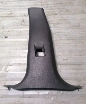Chrysler 300M (B) pillar trim (bottom) OLK55TRM