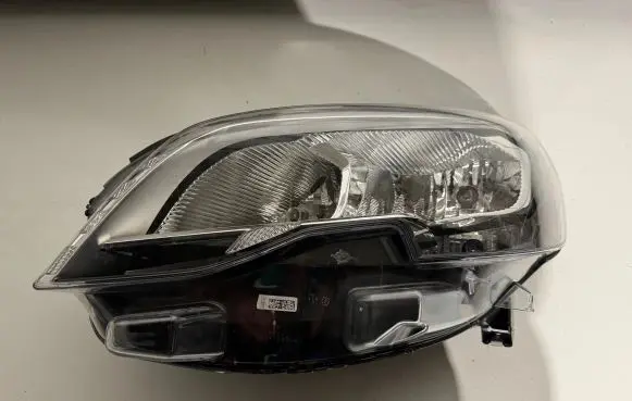 Peugeot Expert Headlight/headlamp 0019711104 A002ZH 9808572680