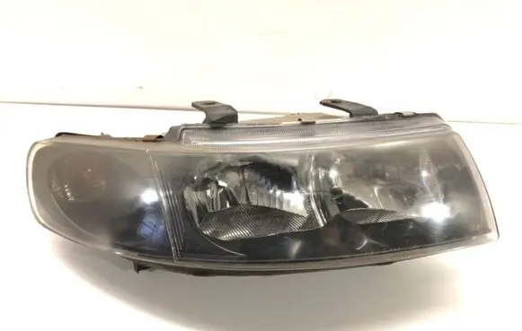 Seat Toledo II (1M) Headlight/headlamp