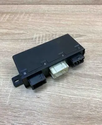 BMW 5 E39 Door control unit/module 6904255 689667 279901