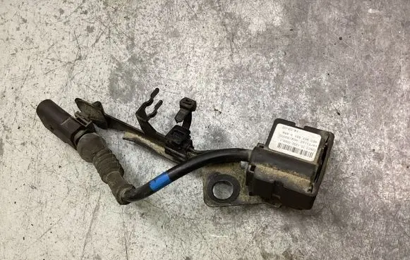 Audi A8 S8 D3 4E Air suspension front height level sensor 4E0907651G 4E0616575J 15179200472