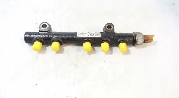 Peugeot 208 Fuel main line pipe 9804776780-00