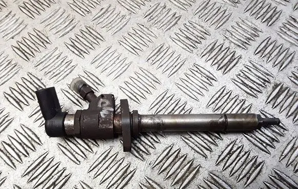 Fuel injector