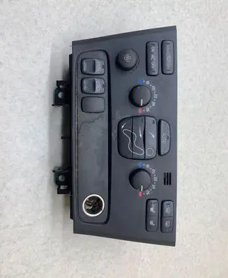 Volvo V70 Climate control unit 8691876 M638AA00018 03W38E