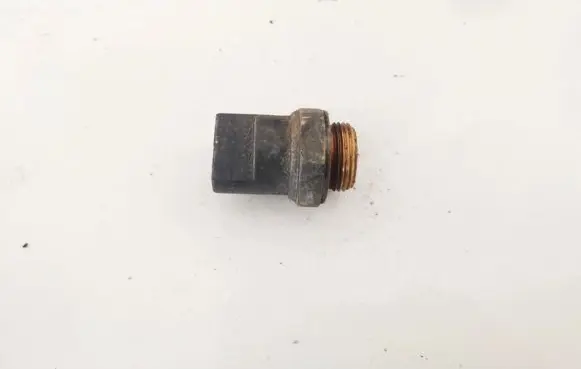 Coolant temperature sensor