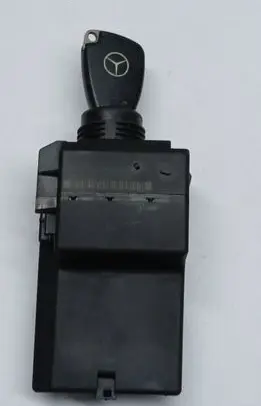 Mercedes-Benz Vito Viano W639 Ignition lock 6395450108