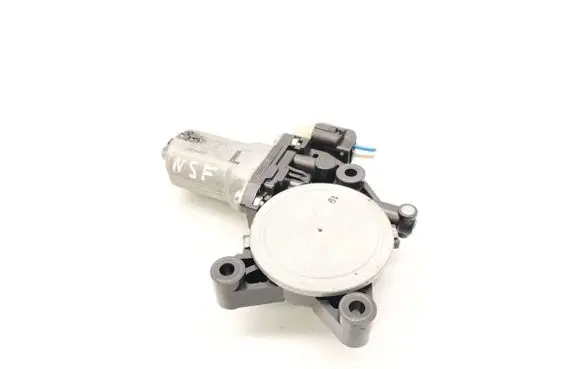 KIA Carnival Front door window regulator motor 82450-4D000