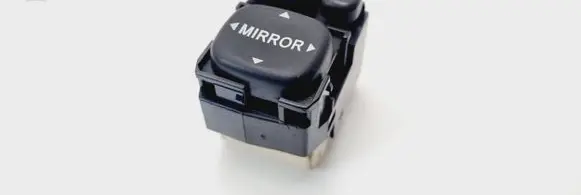 Toyota Avensis T250 Wing mirror switch 183575