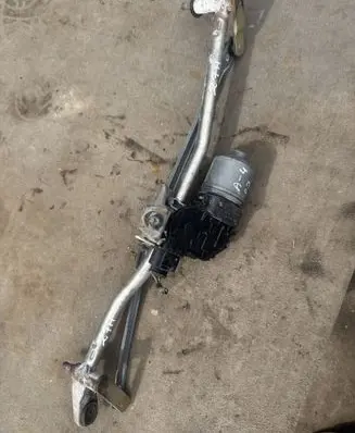 Audi A4 S4 B6 8E 8H Front wiper linkage and motor 0580208152 0390241509 8E1955119