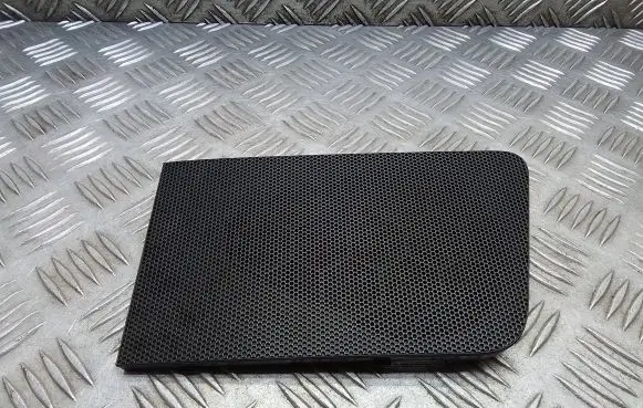 Side speaker trim/cover