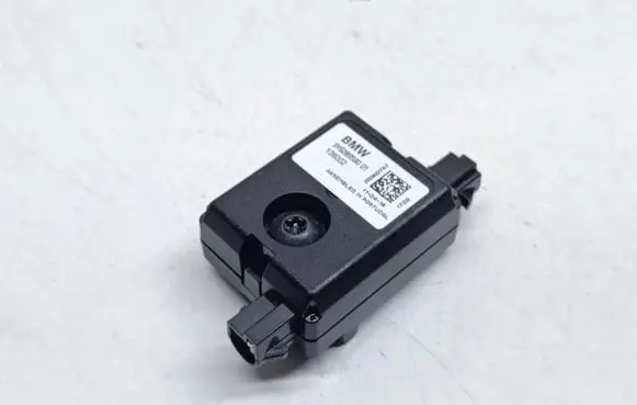 BMW 2 F46 Aerial antenna amplifier 9289590