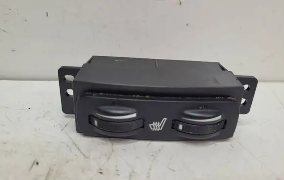 Toyota Avensis T250 Seat heating switch 453417