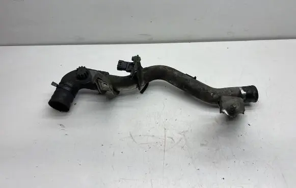 Lexus IS 220D-250-350 Engine coolant pipe/hose 1657726010